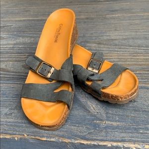New navy leather sandals